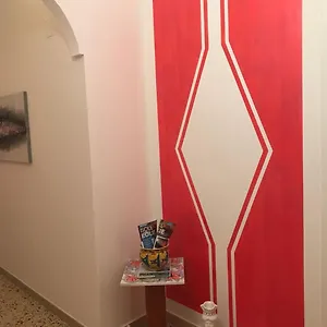Affittacamere Marielle Maison Red/grey, Santo Stefano di Camastra